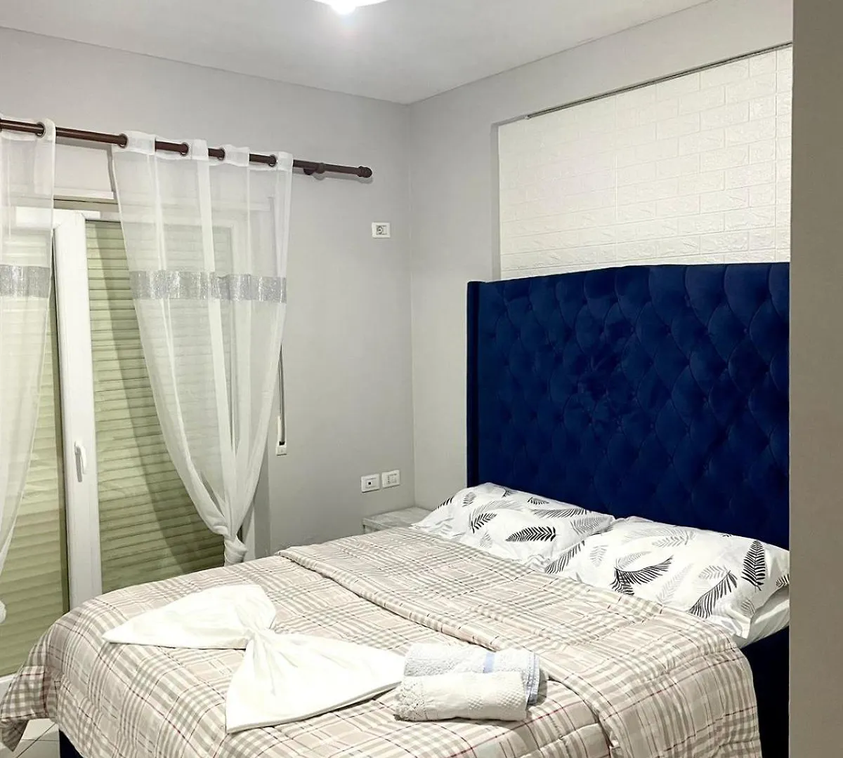 Cozy Seaside Apartment Дуррес Албания